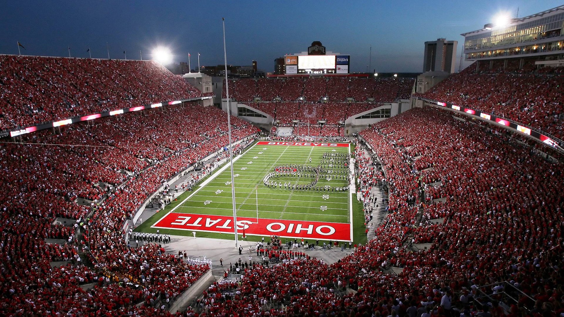 新湖人的气势！湖人末节轰出8-0攻击波碾压热火 拉拉维亚太强硬，2020湖人战胜热火