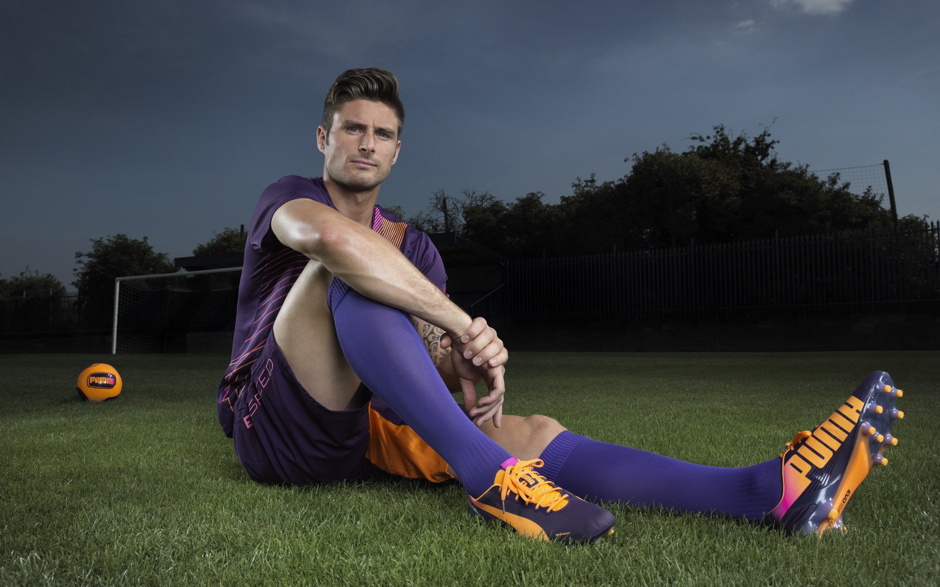 新湖人的气势！湖人末节轰出8-0攻击波碾压热火 拉拉维亚太强硬，2020湖人战胜热火